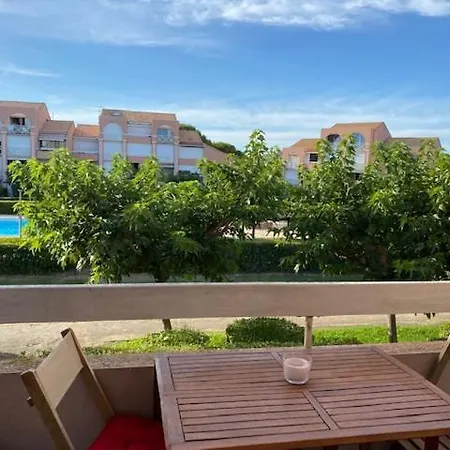Joli Balcon Piscine Parking Prive